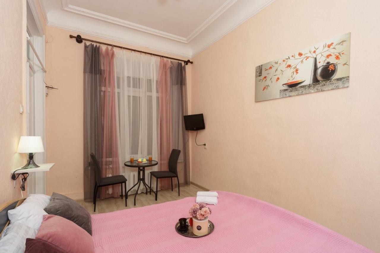 Comfortable Apartment In The Very Center Of オデッサ エクステリア 写真