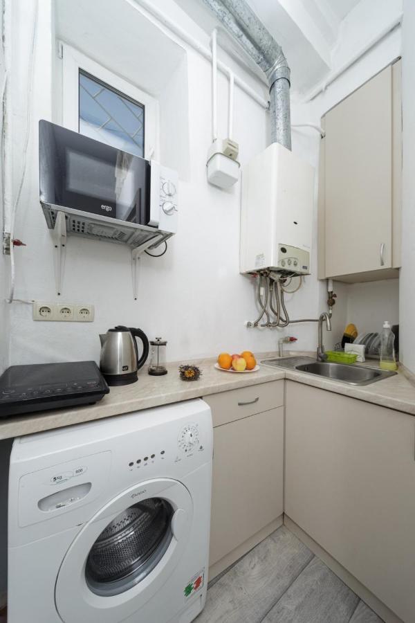 Comfortable Apartment In The Very Center Of オデッサ エクステリア 写真